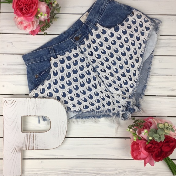 Urban Renewal Pants - UO Urban Renewal High Waist Crochet Denim Shorts